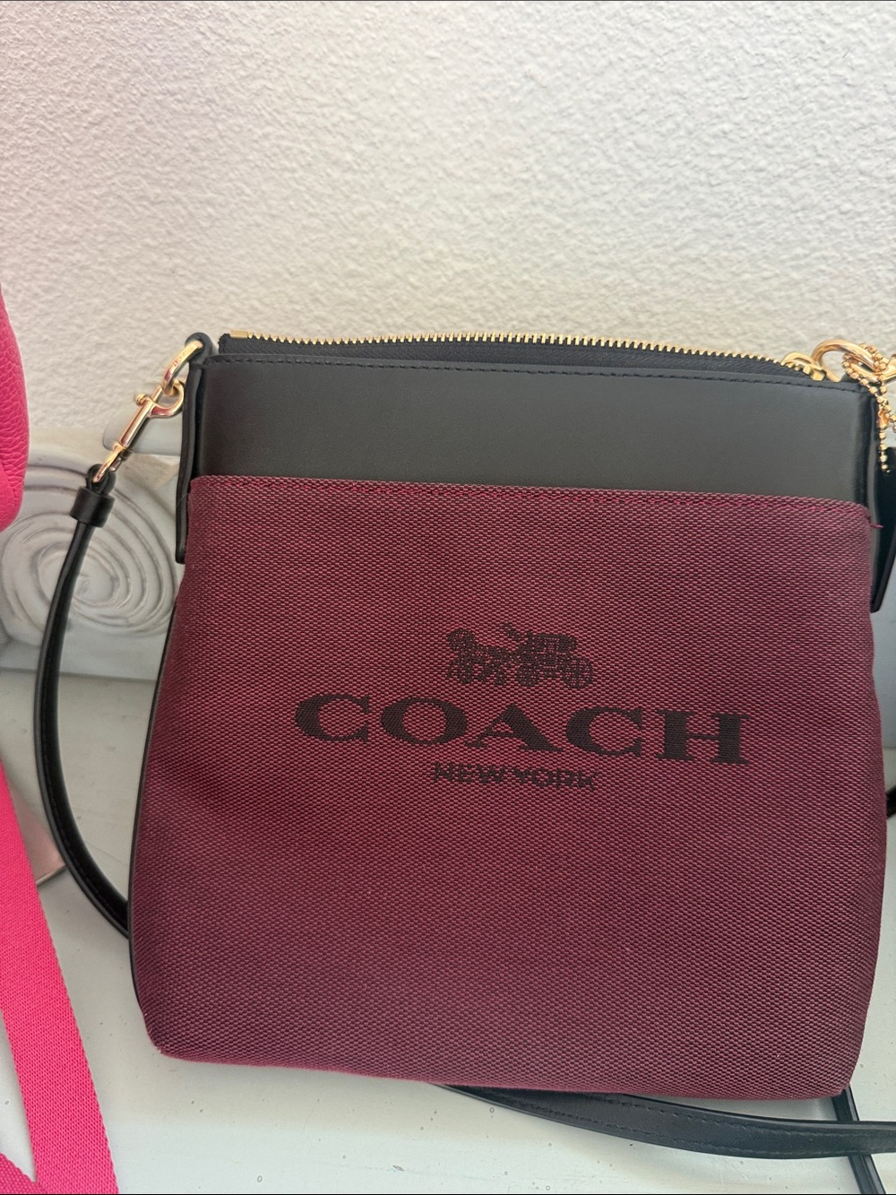 Bingo designer bag, wallet game. See pic
You win one bag or wallet. - Picture 4 of 8